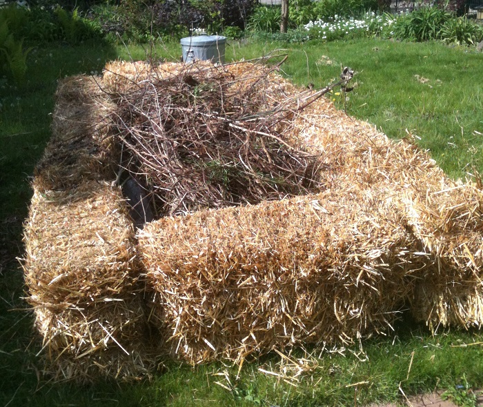 Hugelkultur What It Is & Inspiration For Your Permaculture Garden